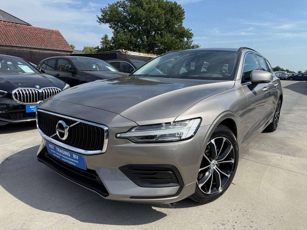 Volvo V60 2.0 B3 AUTOMAAT NAVIGATIE FULL LED CARPLAY TREKHAA, Auto's, Volvo, Automaat, Gebruikt, 4 cilinders, 1969 cc