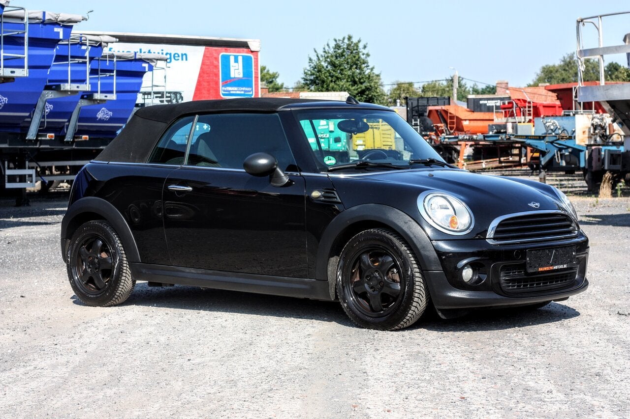 MINI One Cabrio 1.6i / AIRCO / ZETELVERW / PDC / CABRIO, Zwart, 4 cilinders, 0 kg, Zwart