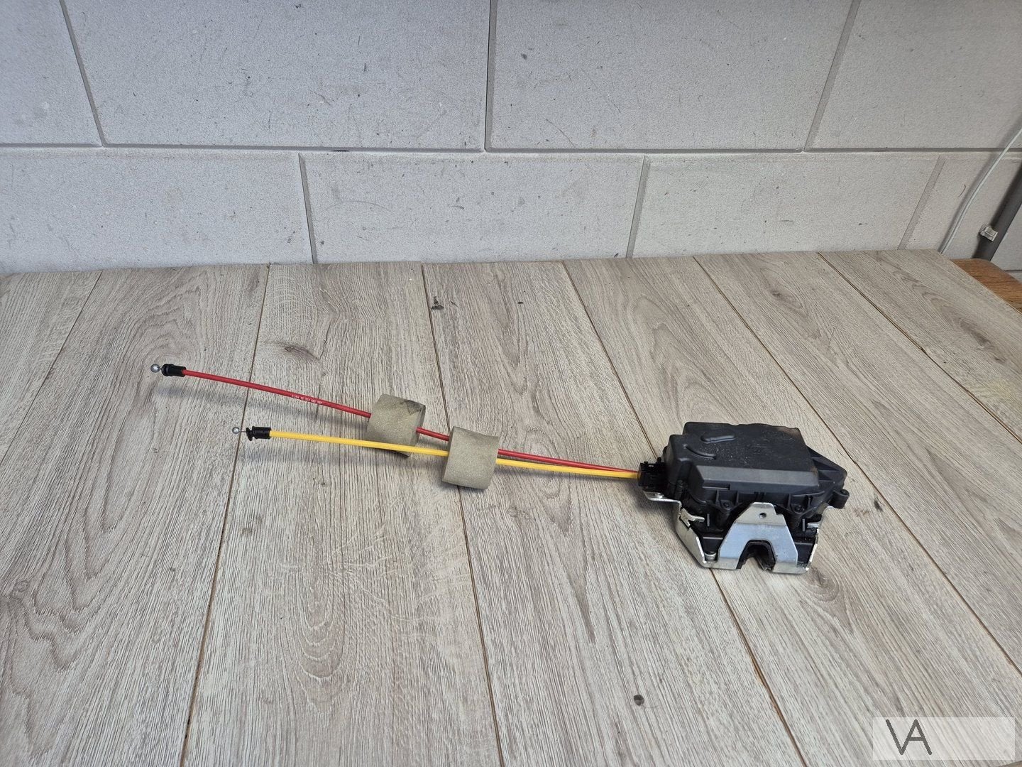 Mercedes E klasse W211 station achterklepslot 2 kabels €70, Auto-onderdelen, Gebruikt, -, Ophalen of Verzenden, -