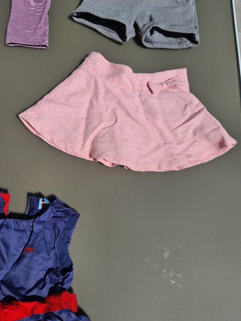 roze rok met strik 86, Ophalen, Zo goed als nieuw