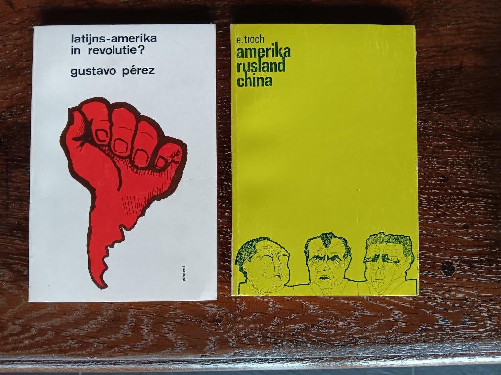 TWEE BOEKJES DIE NU HET LEZEN WAARD ZIJN, Ophalen