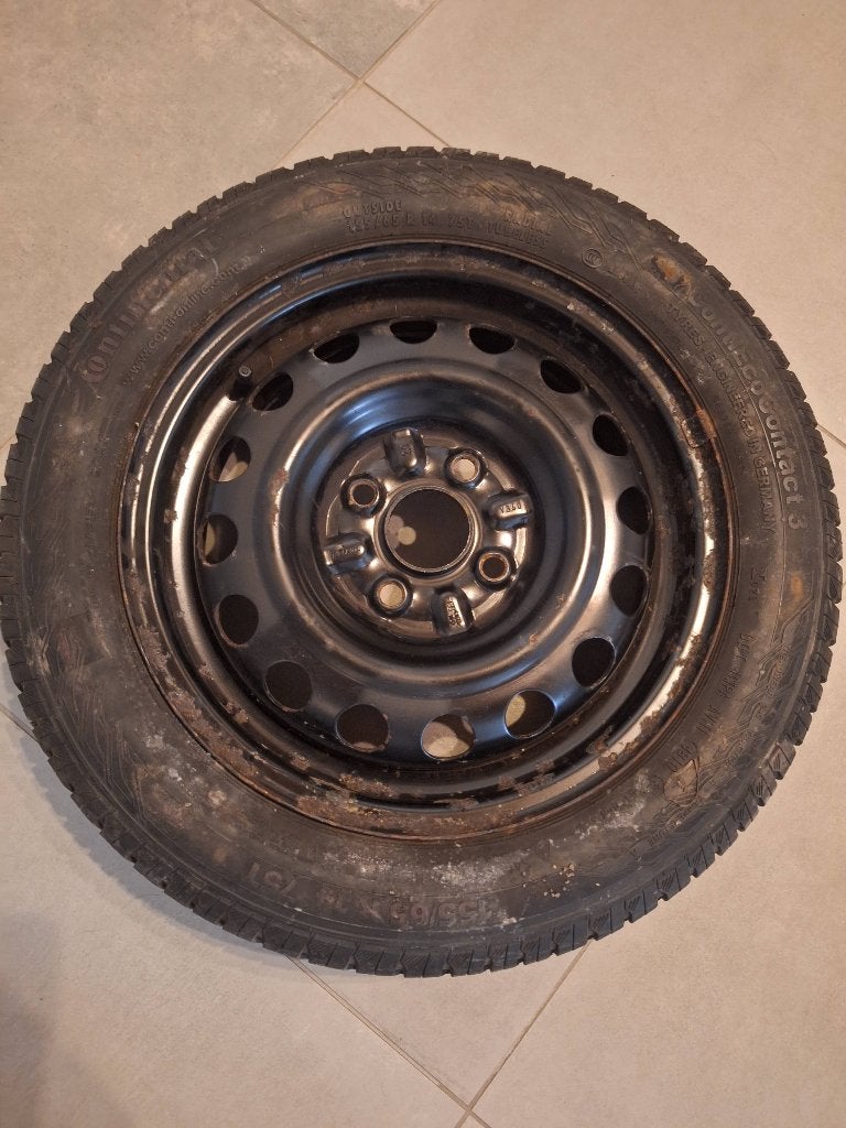 Roue de secour toyota aigo, Enlèvement