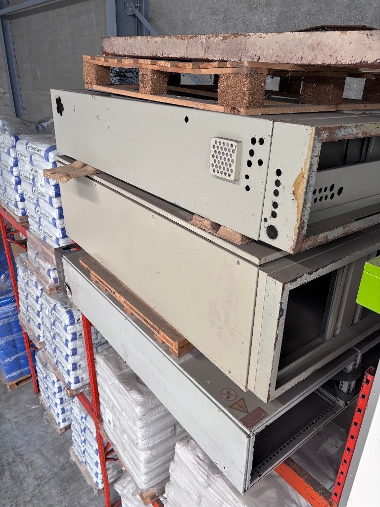 Diverse elektrische kasten, Doe-het-zelf en Bouw, Elektriciteit en Kabels, Gebruikt, Overige typen, Ophalen