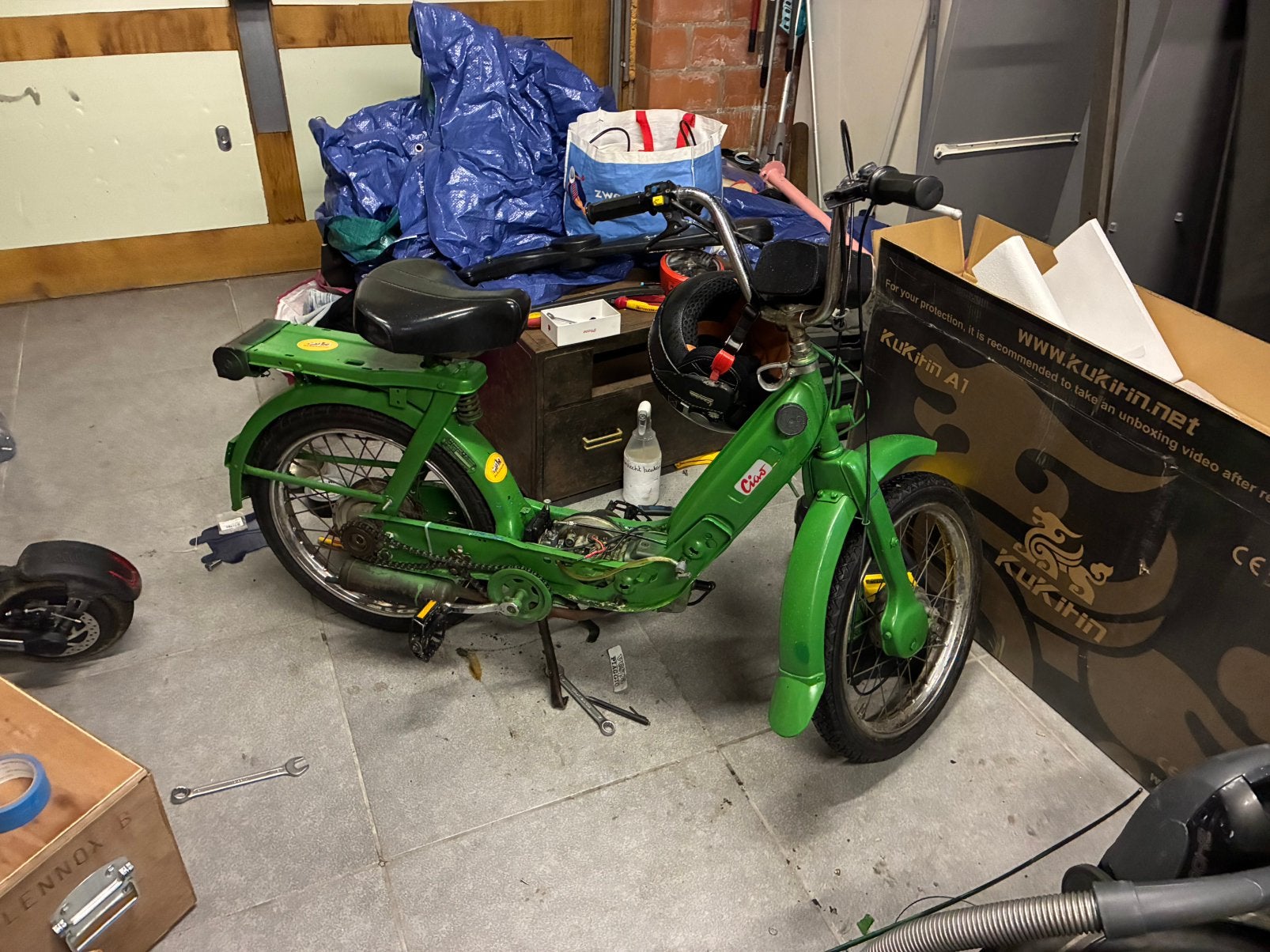 Vespa ciao, Fietsen en Brommers, Ophalen, Gebruikt, Velgrem, Overige typen