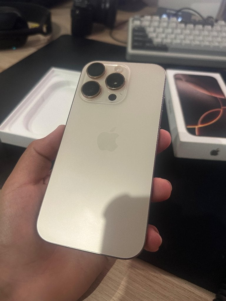 iPhone 16 pro, IPhone 16 Pro, 128 GB, 89 %, Or