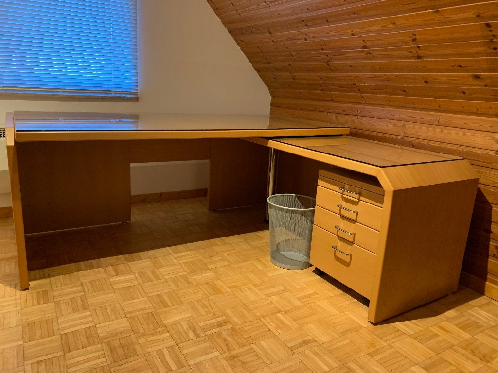 Bureau Hulsta et armoires état neuf !, Maison & Meubles, Autres marques, 180 cm, Comme neuf, Brun