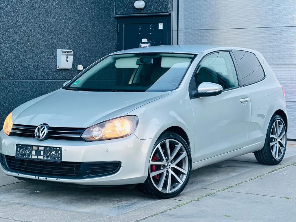 Automaat - Volkswagen Golf 6 - AppleCarPlay - Airco, Auto's, Automaat, Parkeersensor, Stadsauto, Golf