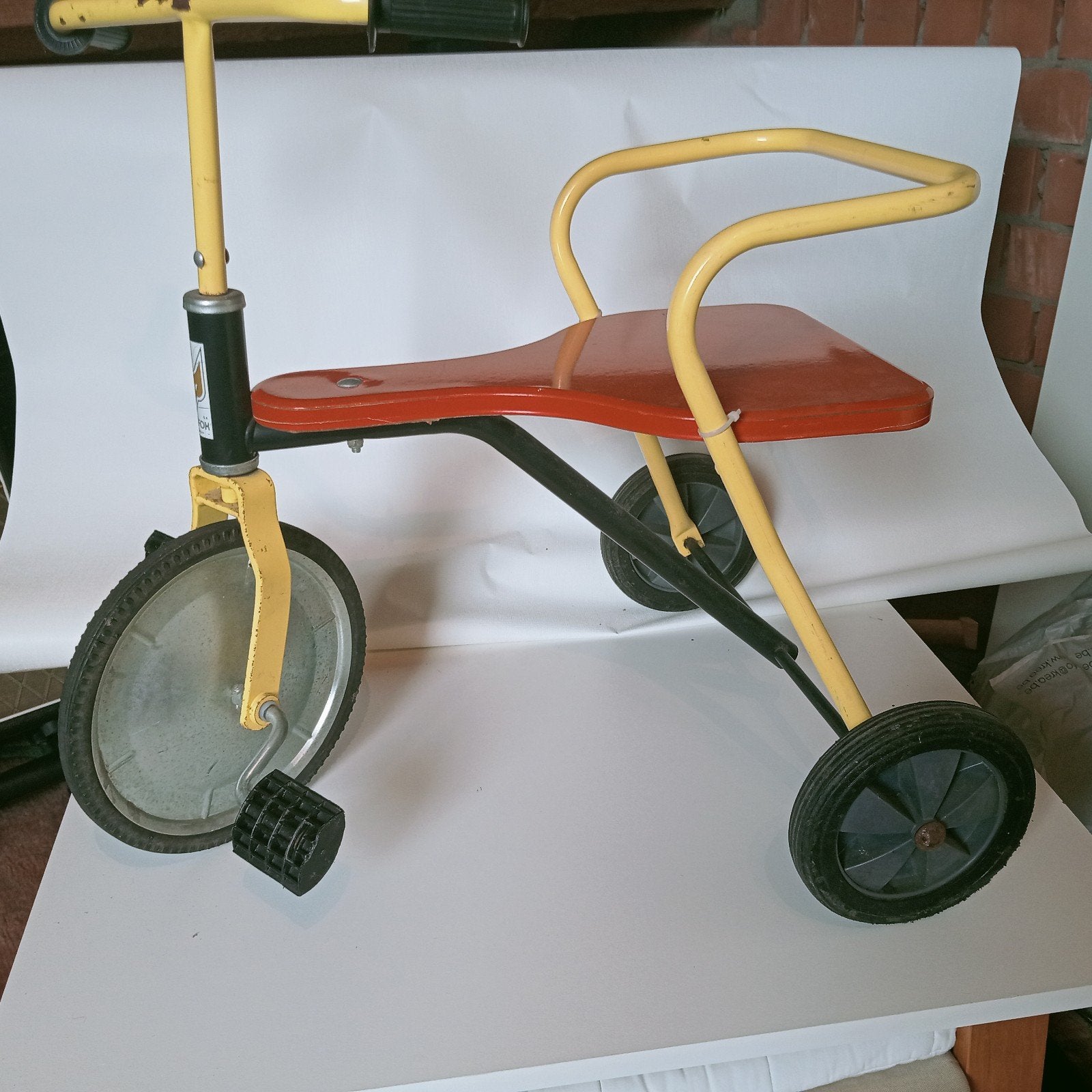 Vintage driewieler, Ophalen