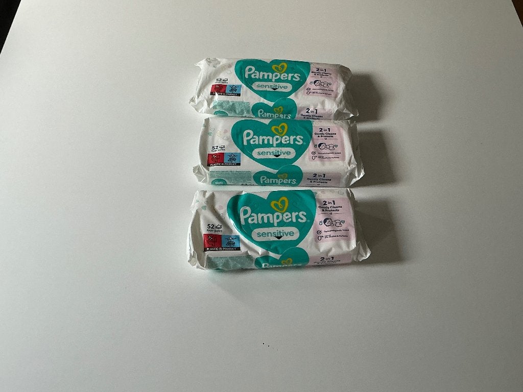 3 pakjes Pamperdoekjes van Pampers Sensitive, Enfants & Bébés, Enlèvement ou Envoi, Neuf, Autres types, Autres marques