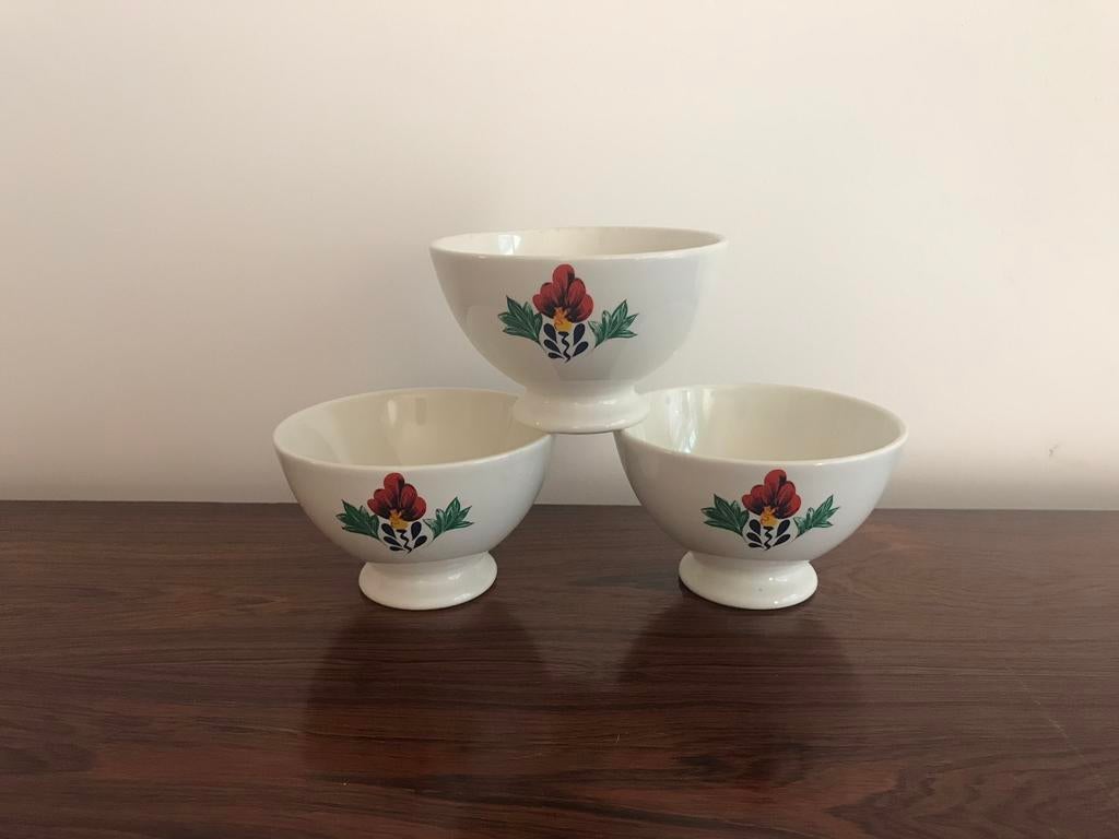 Boch ? Set van 3 kommetjes bowls decor bloemen, Antiek en Kunst, Ophalen of Verzenden