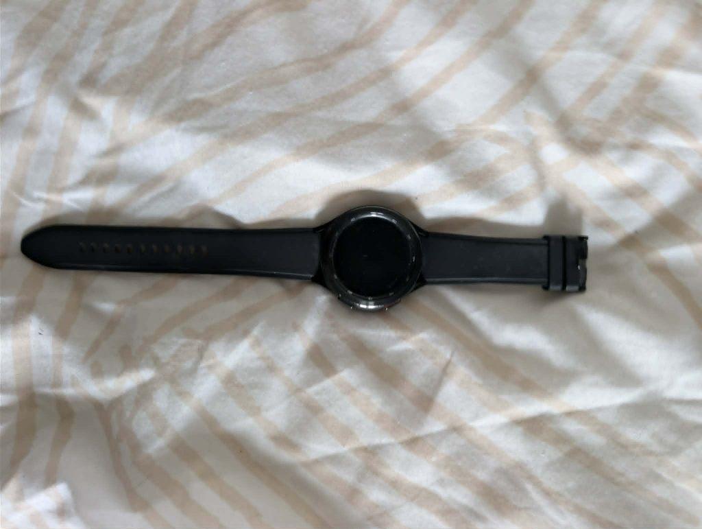 Samsung Galaxy Watch4 46mm Zwart - met doos (zonder oplader), Ophalen, Samsung galaxy watch 4, Gebruikt, Zwart