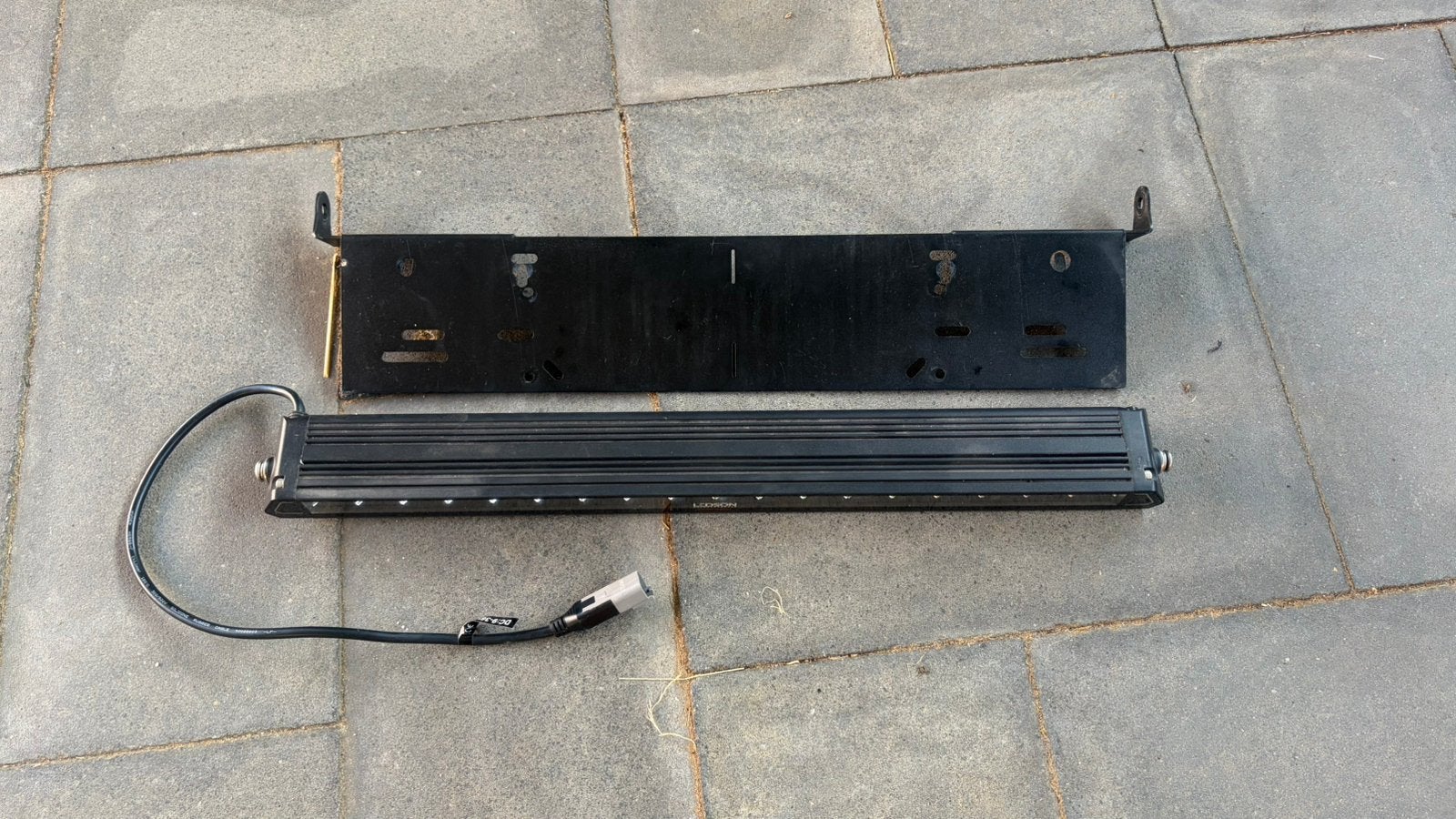 LEDSON - EPIX 21 - SLIM - led bar + montagebeugel, Ophalen of Verzenden, Gebruikt