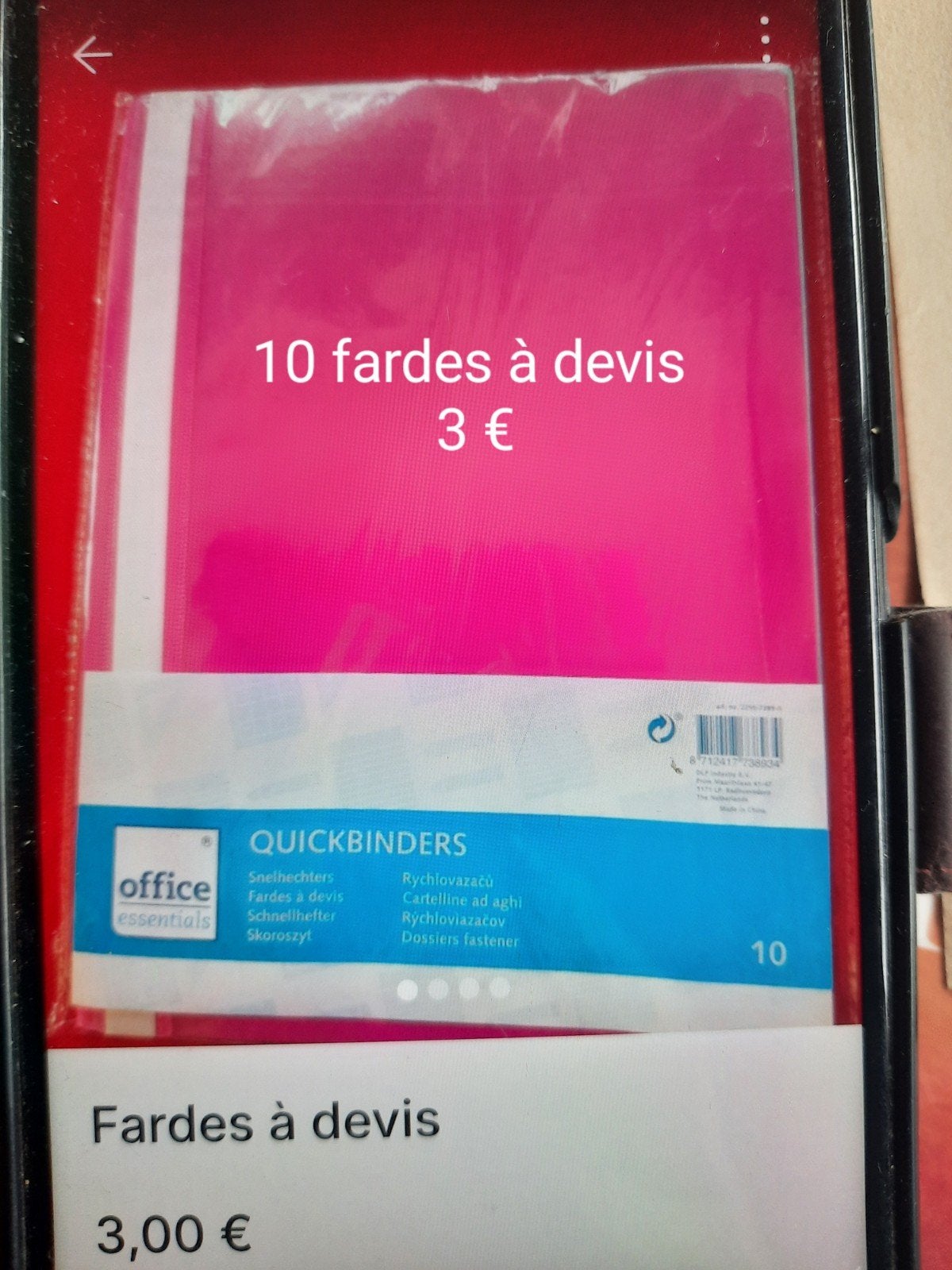 matériels scolaires, Enlèvement