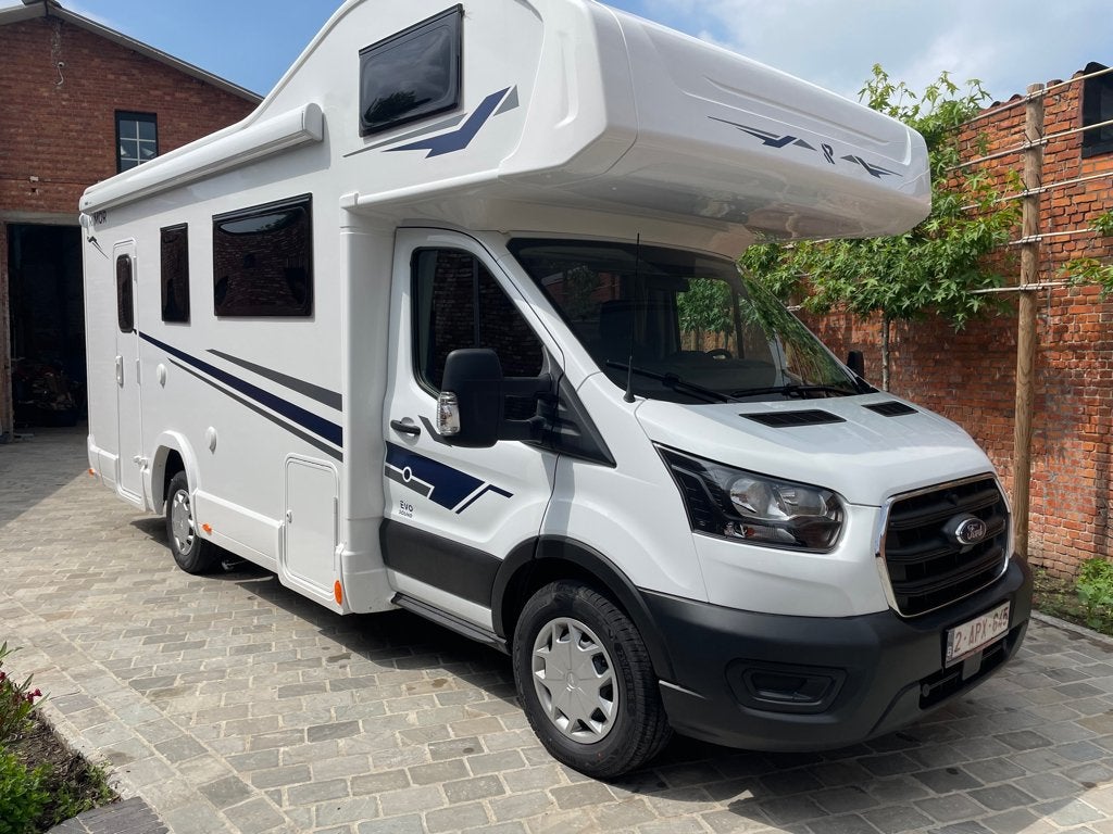 TE HUUR Mobilhome Ford Rimor Evo Sound Alkoof voor 7 pers!