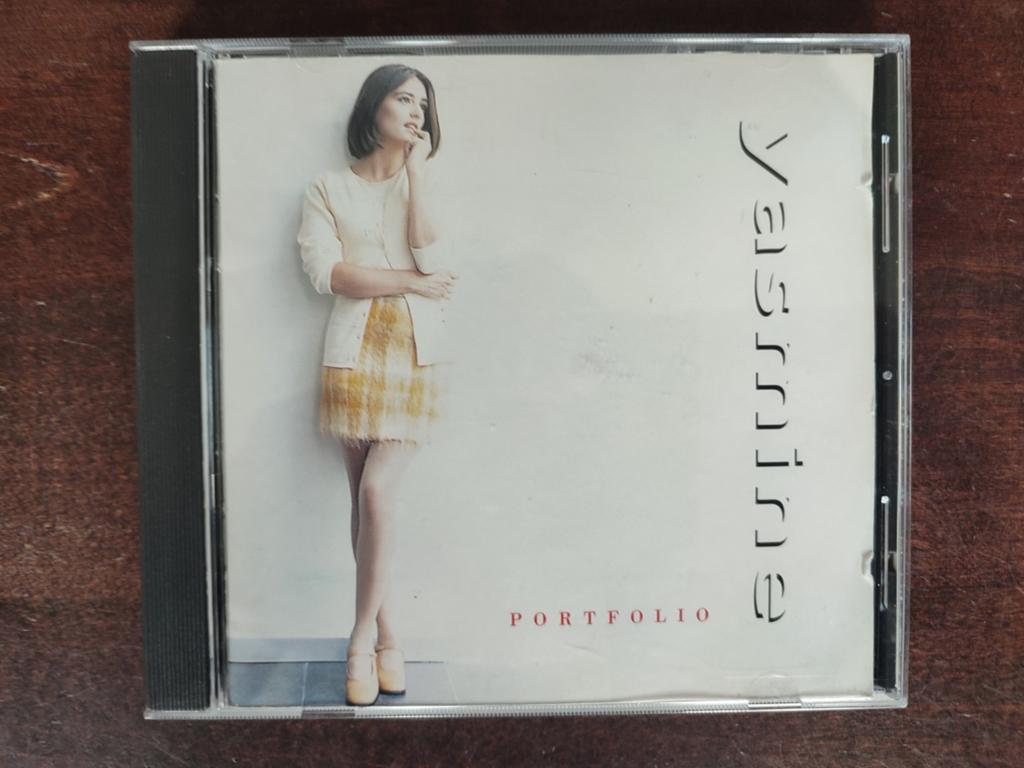 CD : YASMINE - PORTFOLIO, Cd's en Dvd's, Ophalen of Verzenden, Zo goed als nieuw