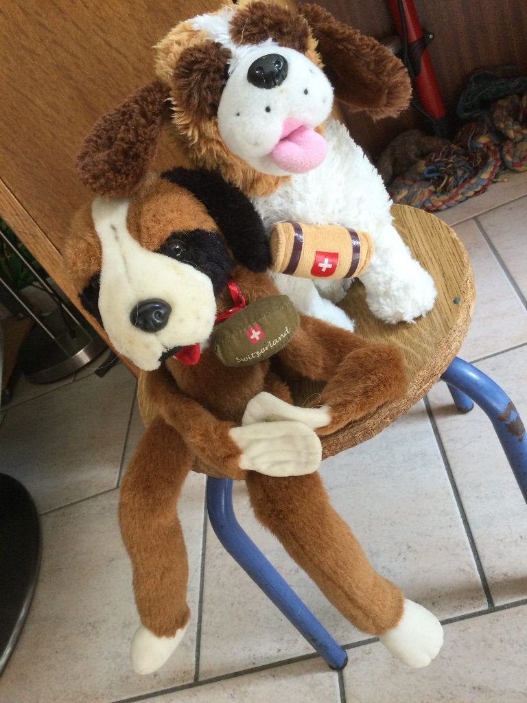 PELUCHES ST BERNARD "CREATION MELPA BULLE" et "SANDY", Enfants & Bébés, Brun, Enlèvement ou Envoi, Autres marques, Chien