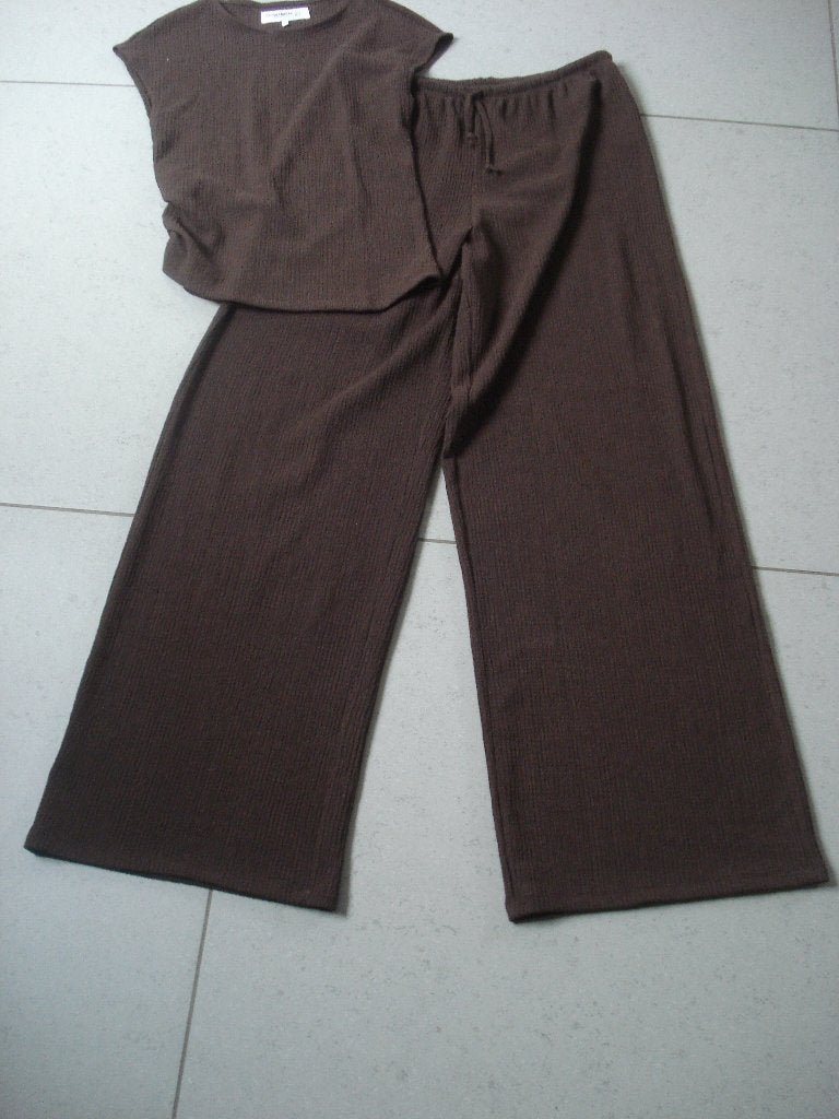 Pull & Bear setje, dames/meisjes. mt M/L, Kleding | Dames, Maat 38/40 (M), Bruin, Ophalen of Verzenden, Pull & Bear