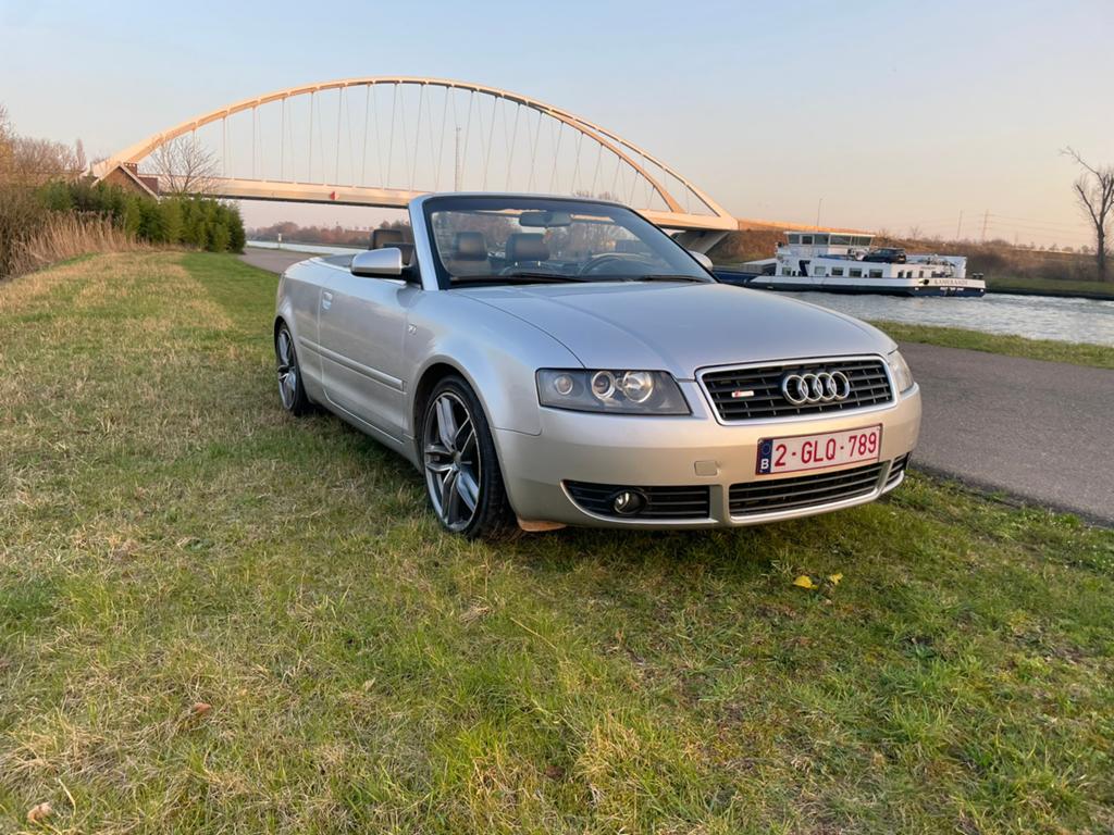 Audi A4 1.8T cabrio S4 line gekeurd voor verkoop, Auto's, Audi, Particulier, A4, ABS, Airbags, Airconditioning, Alarm, Boordcomputer