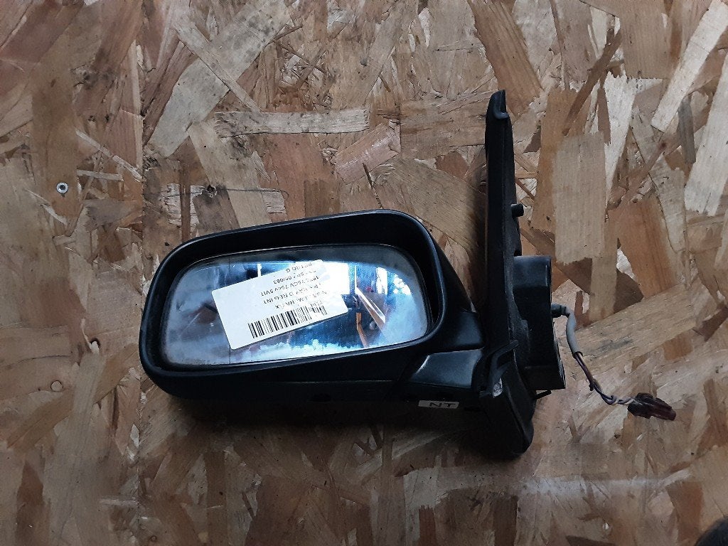 SPIEGEL LINKS Nissan Almera (N15) (01-1995/03-2000), Auto-onderdelen, Gebruikt, Mevr. I. Hauben, Rue de l'Espoir 34 34
4030  GRIVEGNÉE, BE