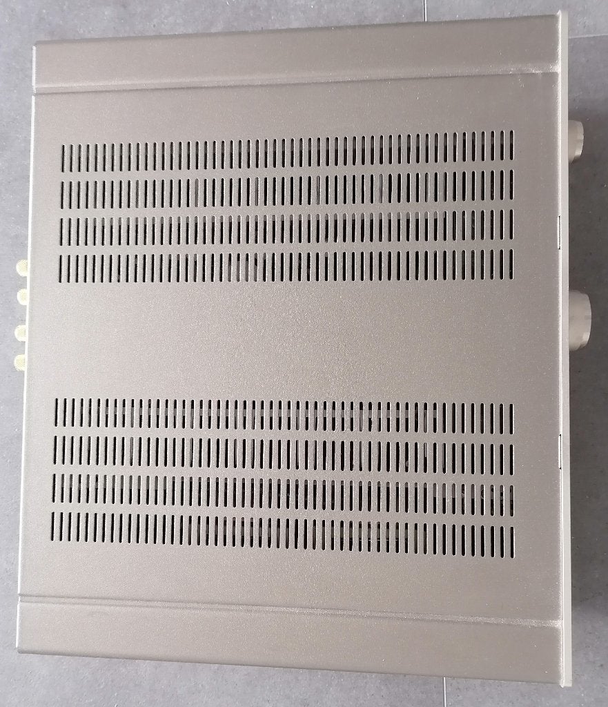 Versterker Denon type PMA-1500R met afstandsbediening, Audio, Tv en Foto, Versterkers en Ontvangers, Ophalen, Zo goed als nieuw