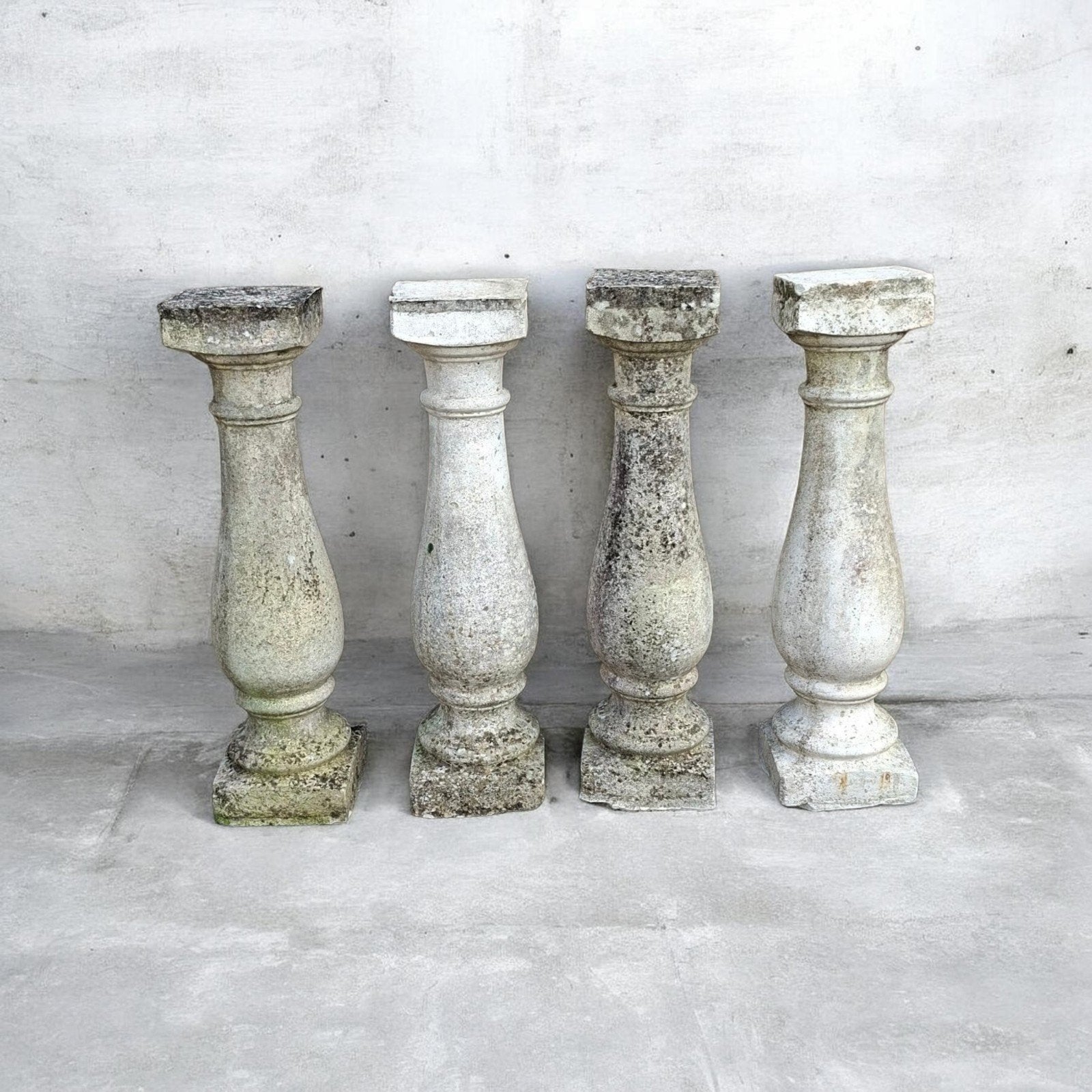 Set van 4 klassieke betonnen tuinzuilen, Tuin en Terras, Ophalen