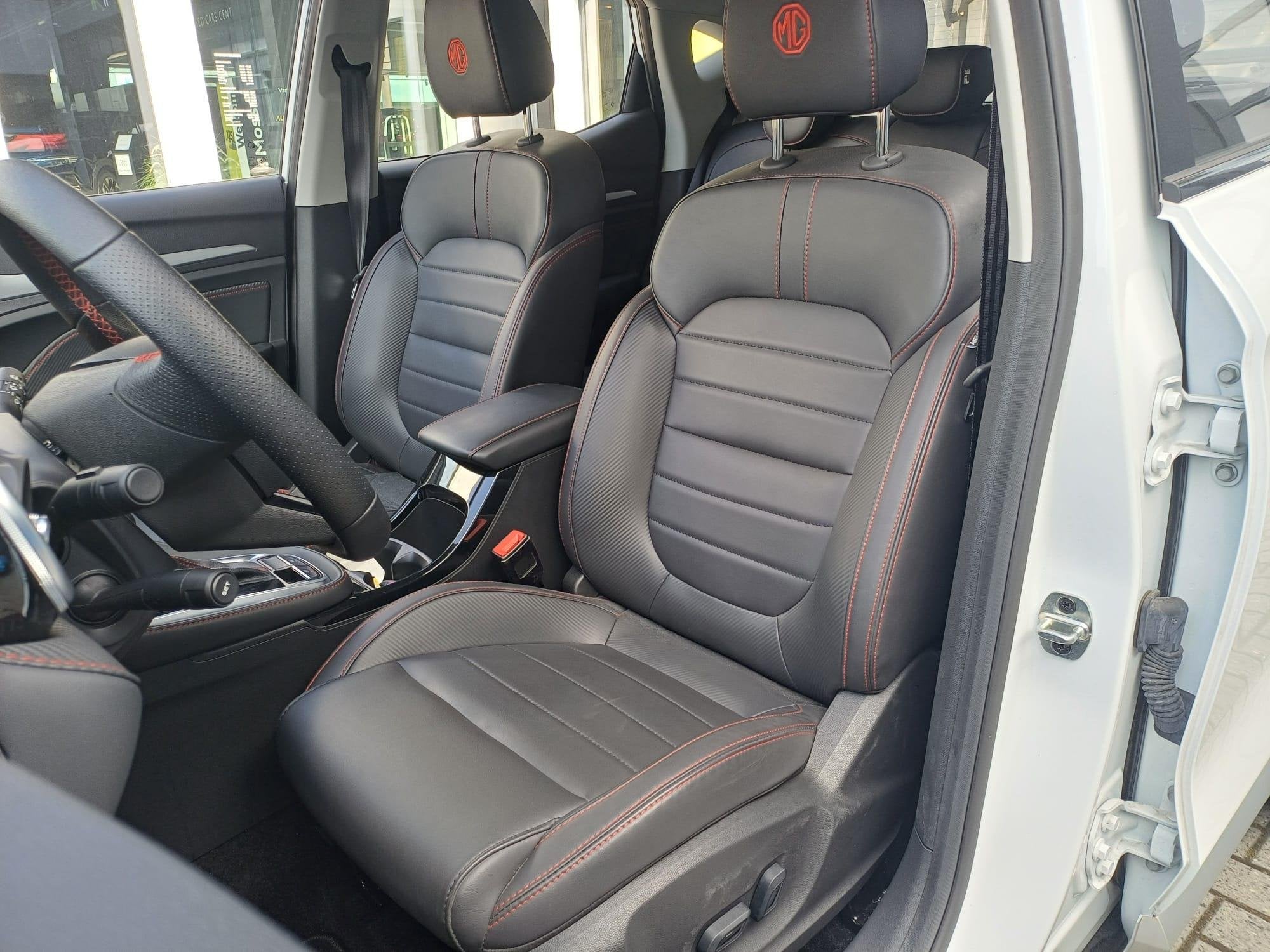 MG ZS Luxury, Stof, ZS, Overige brandstoffen, Wit