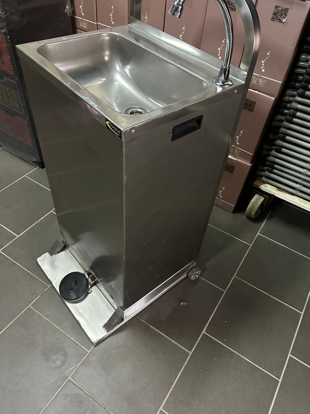 Evier a pedalle ideal pour footruk, Electroménager, Enlèvement, Utilisé