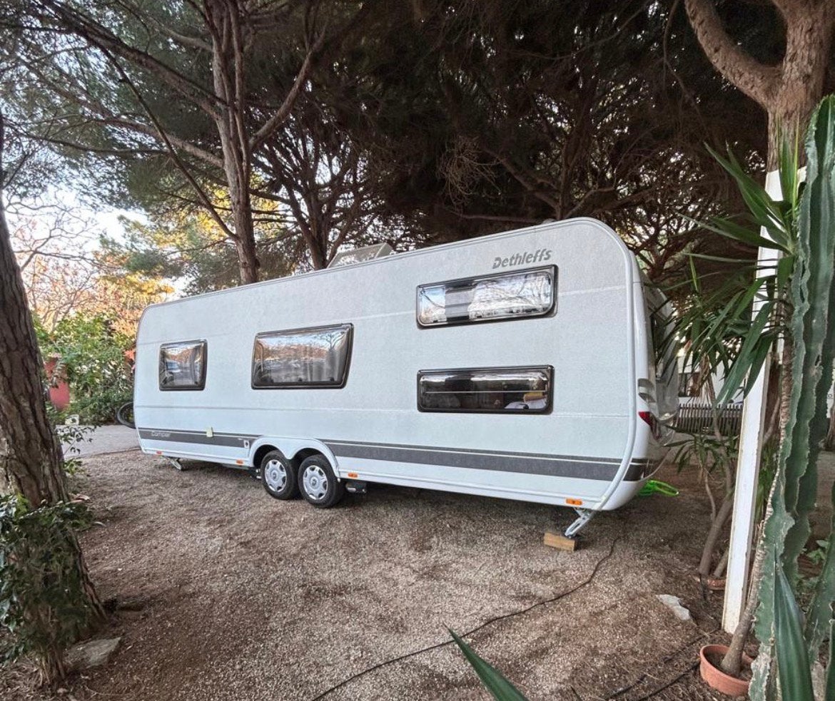 2021 Dethleffs FMK650 Camper, Caravans en Kamperen, Rondzit, Particulier, Dethleffs, Luifel