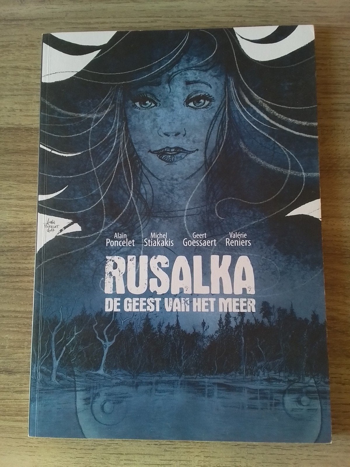 Rusalka de geest van meer, Enlèvement ou Envoi, Comme neuf