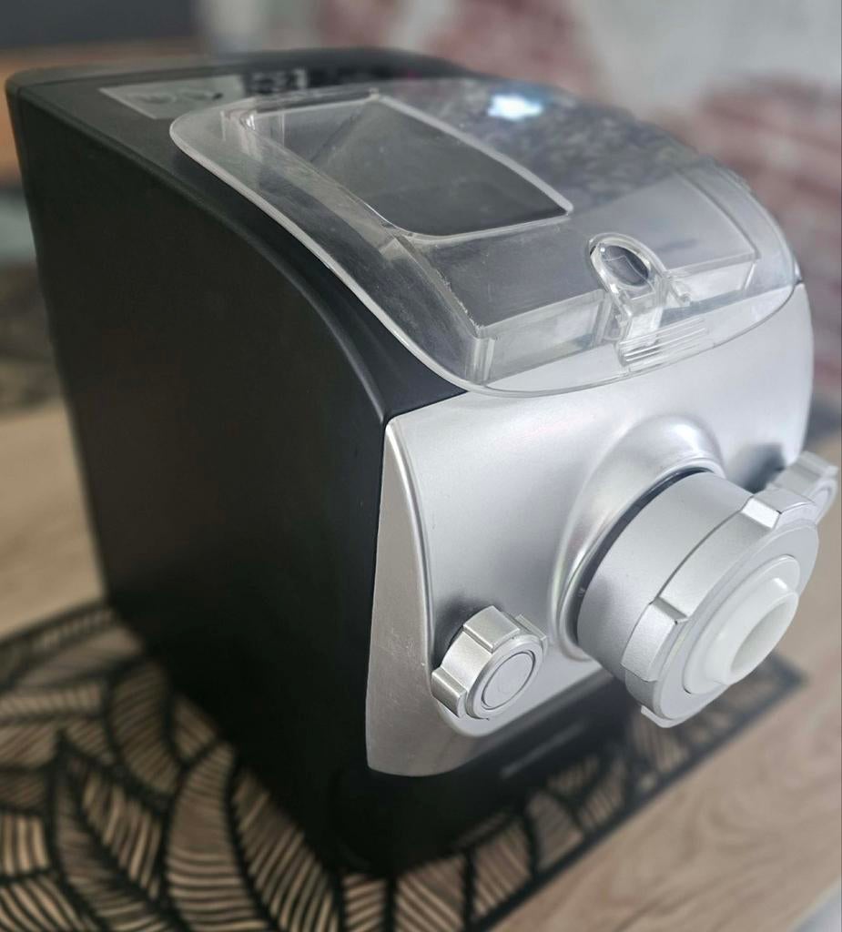 Machine à pâtes électrique, Electroménager, Mélangeurs de cuisine, 1 à 2 litres, Enlèvement, Utilisé