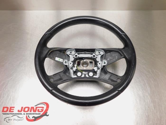 Volant d'un Mercedes E-Klasse, Autos : Pièces & Accessoires, Commande, Mercedes-Benz, Utilisé, 3 mois de garantie, Enlèvement ou Envoi