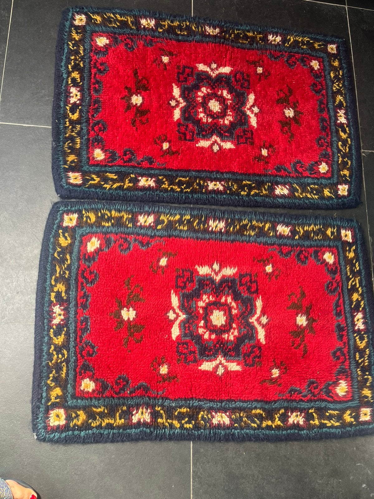 2 x Smyrna tapijten, Ophalen