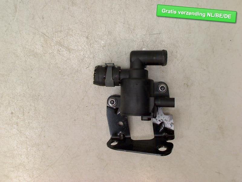 KACHELKRAAN ELEKTRISCH Audi A3 Sportback (8VA / 8VF), Info@audi.de, Audi, Audi AG, Gebruikt
