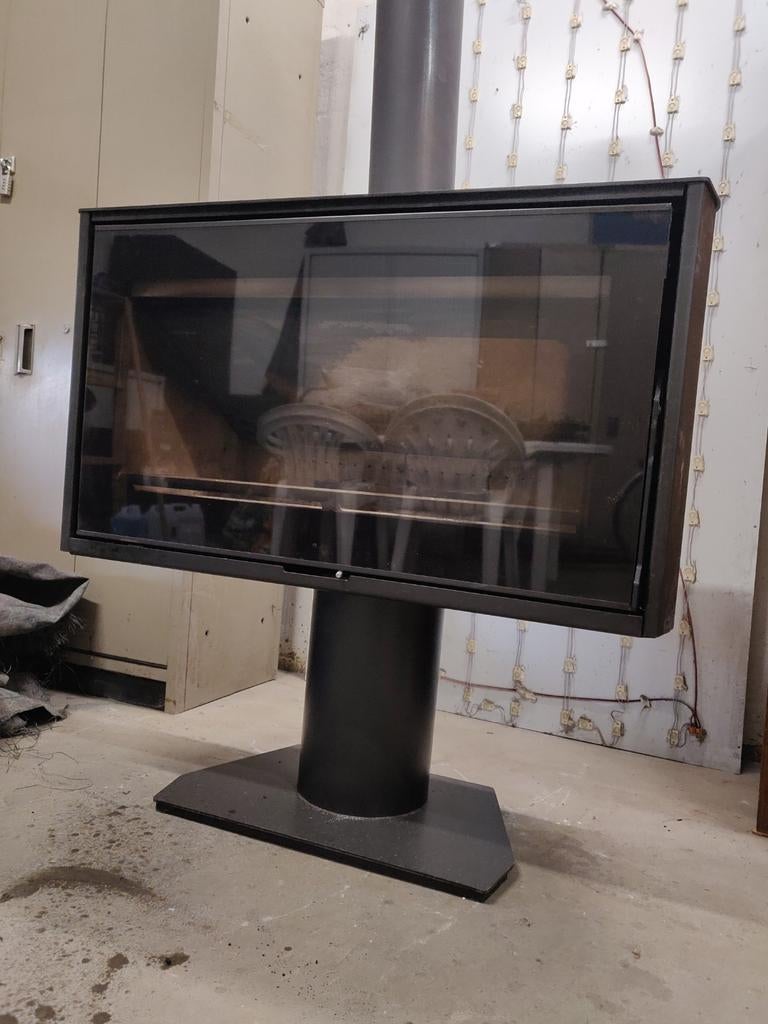Heta scan-line 100 haard op sokkel, Huis en Inrichting, Ophalen, Gebruikt, Vrijstaande haard, Houthaard