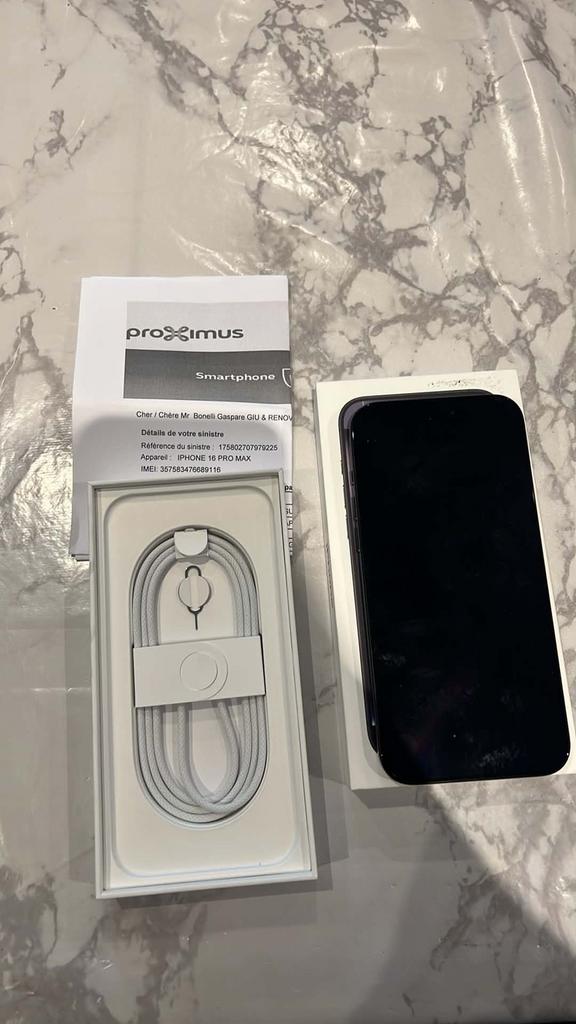 Iphone 16 pro max, Enlèvement, Comme neuf, Noir, IPhone 16