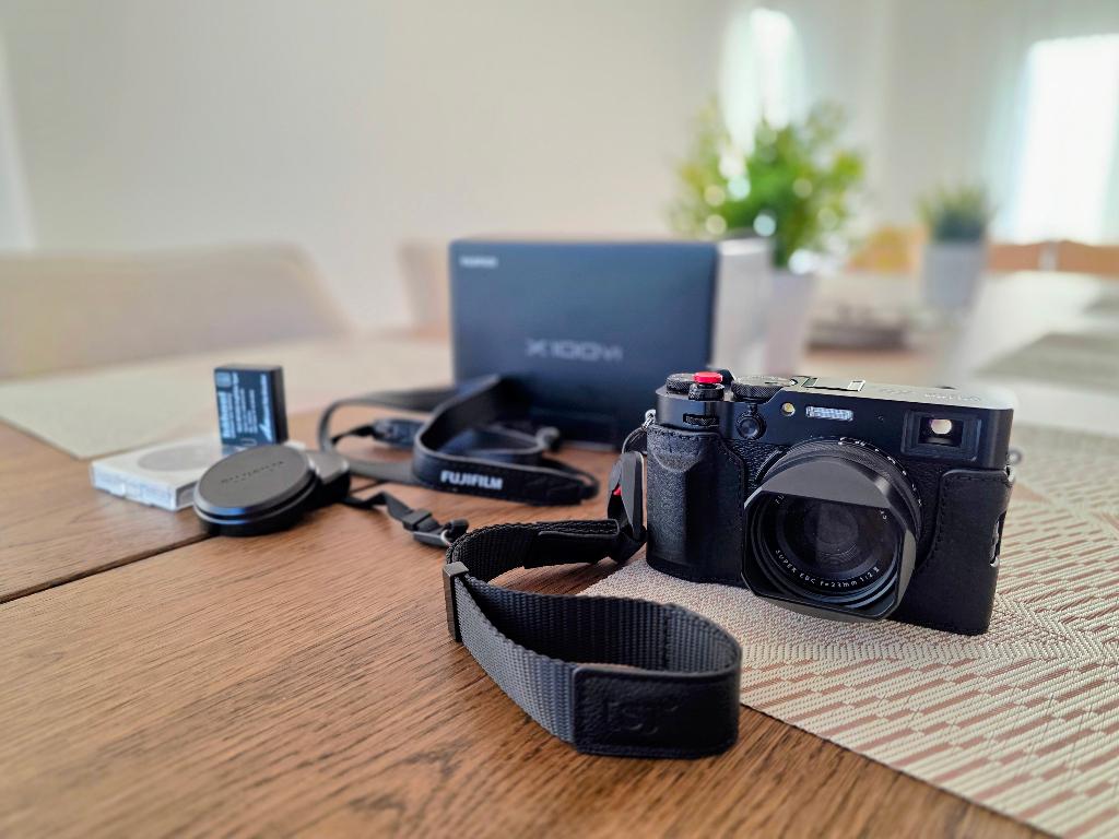Fujifilm X100VI - 1100 Clicks - Accessoires, Audio, Tv en Foto, Fotocamera's Digitaal, Zo goed als nieuw, Spiegelreflex, Overige Merken