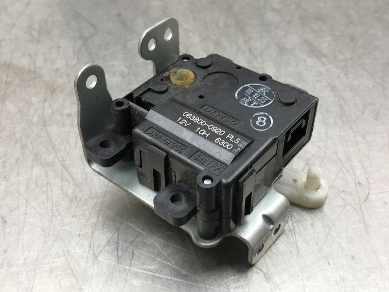 KACHELSTELMOTOR Lexus LS (F4) (|0638000920|), Gebruikt, Lexus