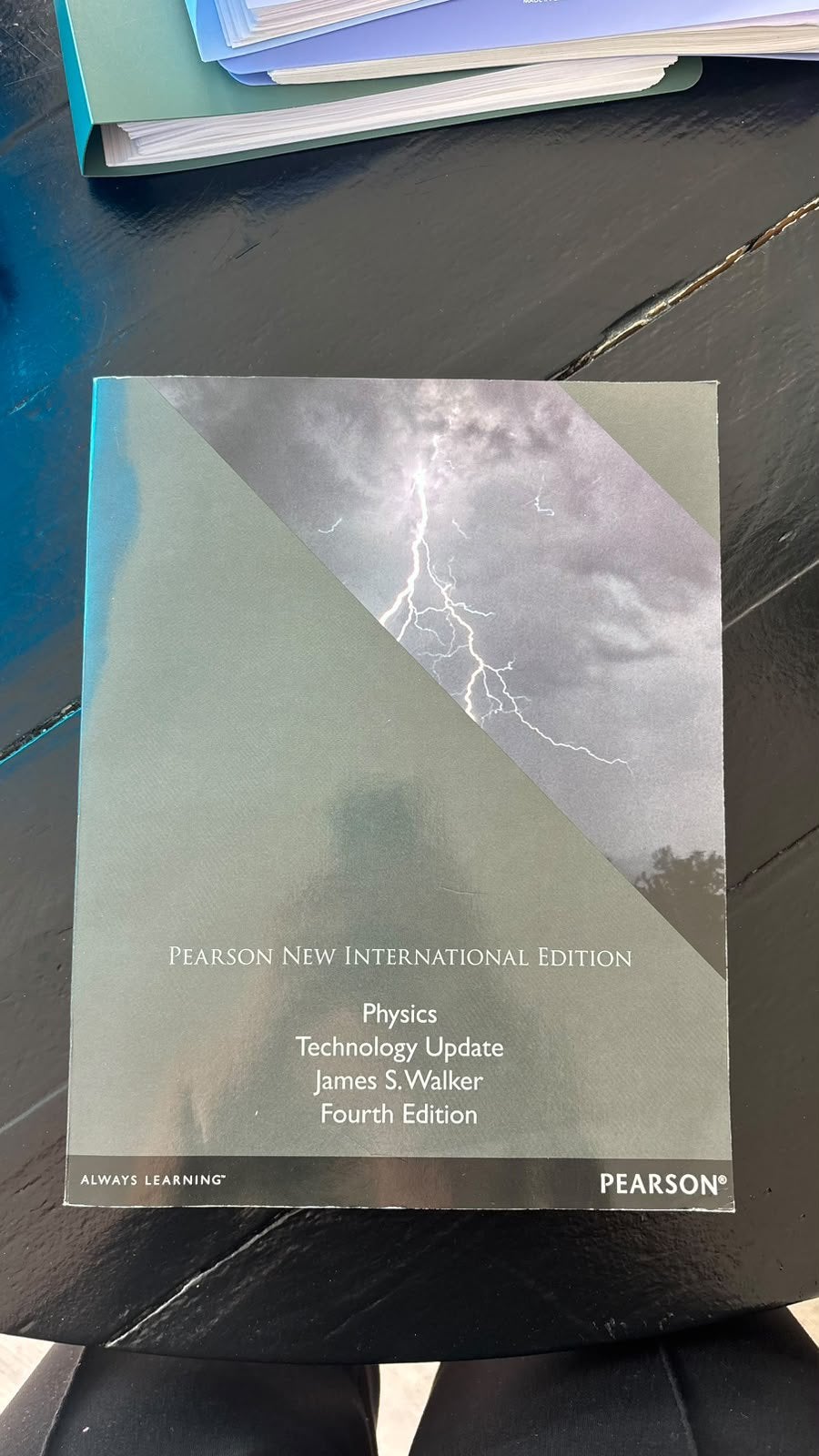Pearson New International Edition Physics, Ophalen of Verzenden, Zo goed als nieuw