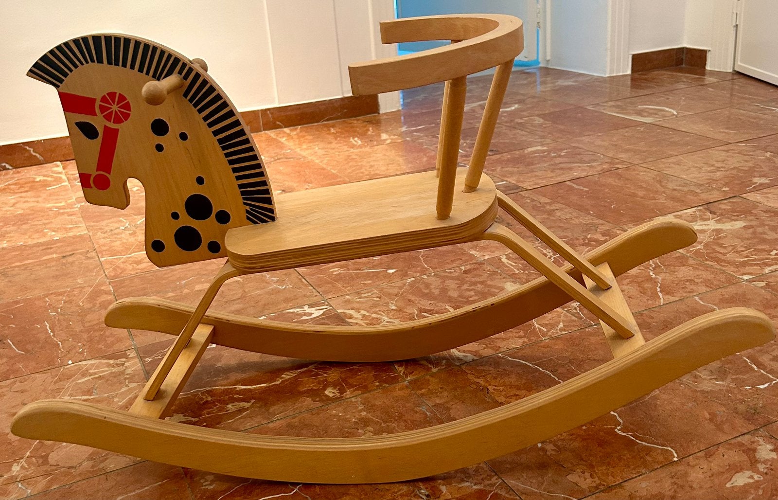 Cheval à bascule en bois, Enlèvement, Utilisé