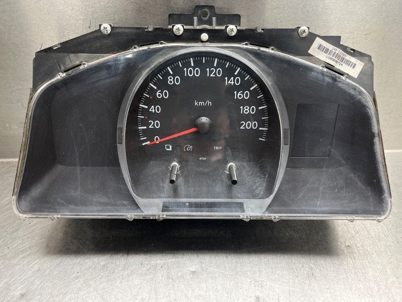 KM TELLER Nissan NV 200 (M20M) (01-2010/-), Gebruikt, Germany@nissan-services.eu, Kronenweg 38
50389  Wesseling, DE, Nissan