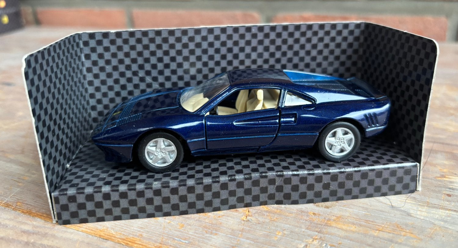 Ferrari 288GTO - Shell Ferrari Collection - schaal 1:43., Hobby en Vrije tijd, Ophalen of Verzenden, Zo goed als nieuw, Auto, Overige merken