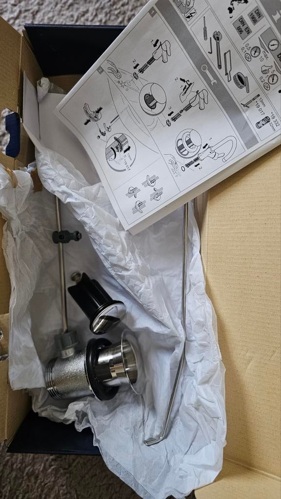 GROHE BONDE EVIER NEUVE EUROSMART, Doe-het-zelf en Bouw, Sanitair, Ophalen, Kraan