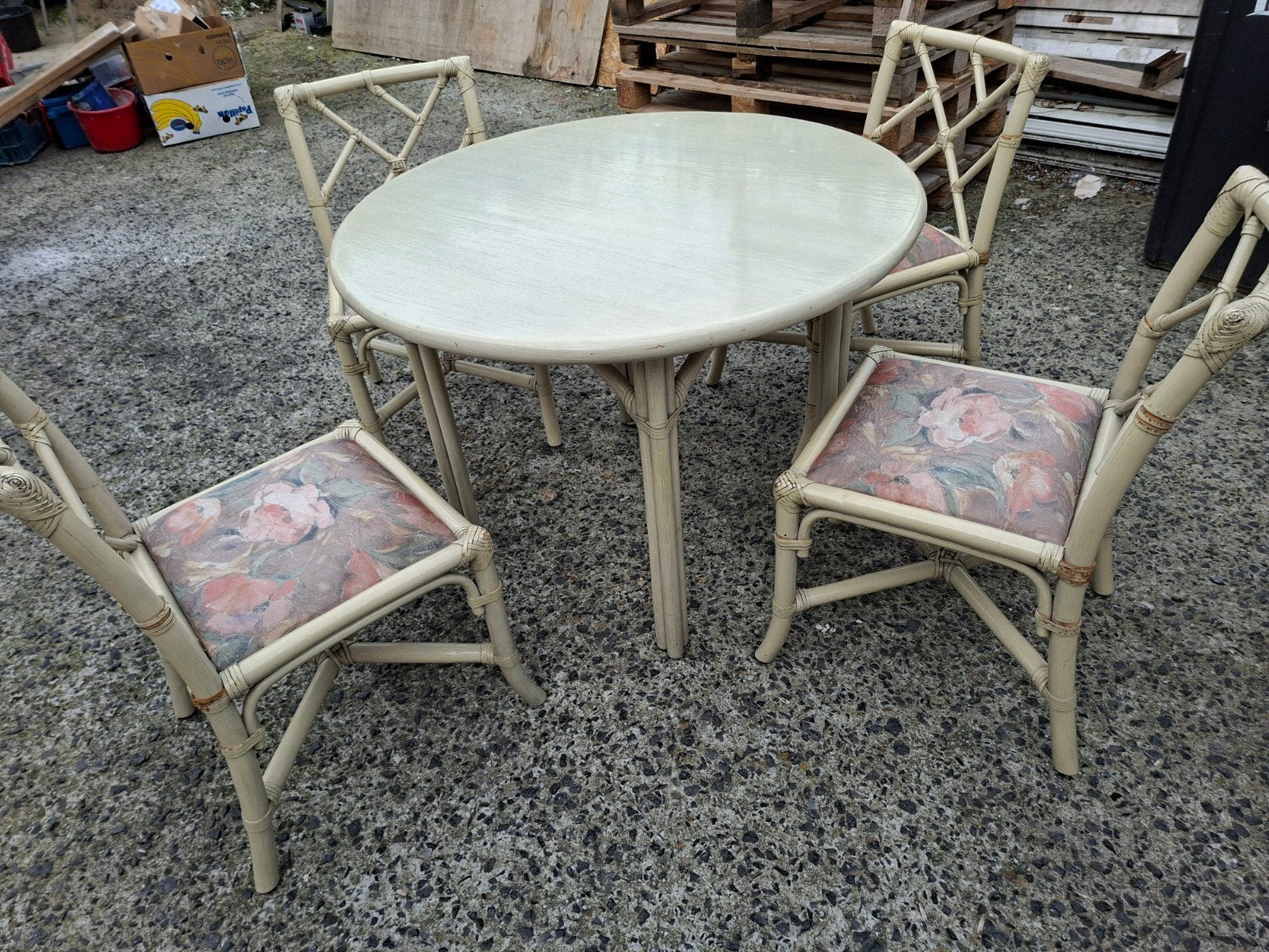 ensemble table et chaises vintage rotin, Enlèvement