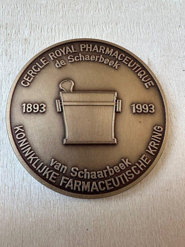 medaille "Cercle Royal Pharmaceutique de Schaerbeek, Enlèvement, Autres matériaux