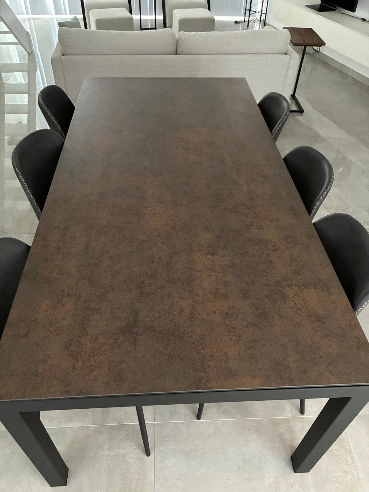 Table 6/8 personnes - plateau ceramique, Maison & Meubles, Enlèvement, Comme neuf