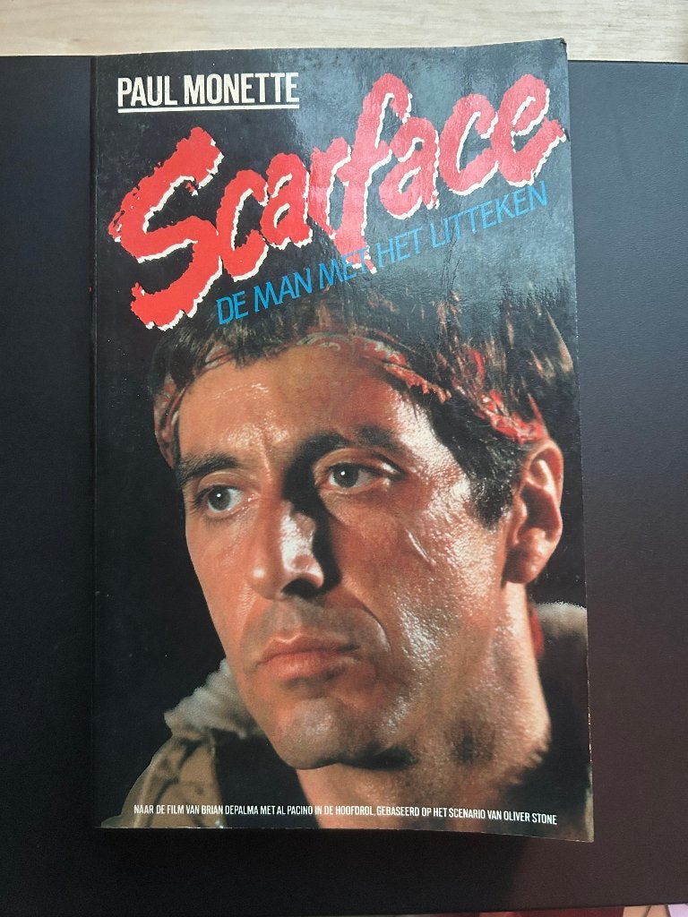 Roman en grote foto Scarface met Al Pacino, Verzamelen, Ophalen, Film