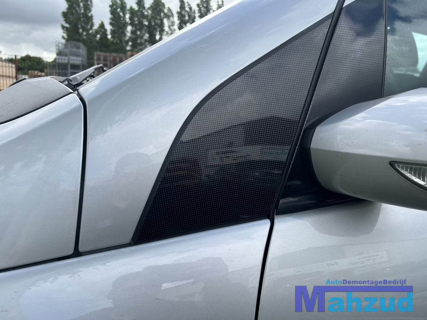 MERCEDES B KLASSE W245 Links afdekkap a stijl kap 2005-2011, Gebruikt, Mercedes-Benz AG, Mercedes-Benz, Mercedesstrasse 120
70372  Stuttgart, DE