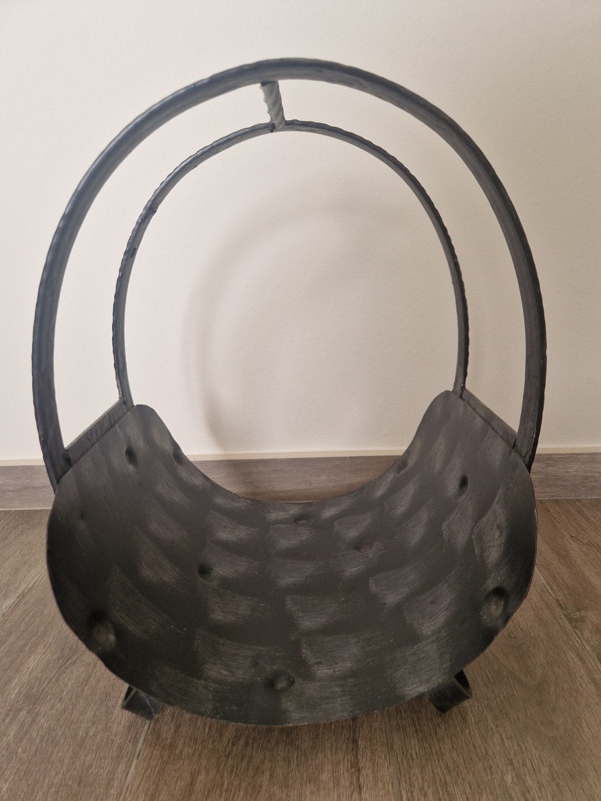 Panier à bois de chauffage en fer forgé solide, Maison & Meubles, Cheminées, Enlèvement, Comme neuf
