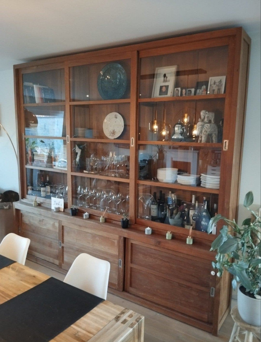 Vitrinekast - buffetkast in massieve teak, Huis en Inrichting, Ophalen, Met deur(en), 200 cm of meer, Teakhout