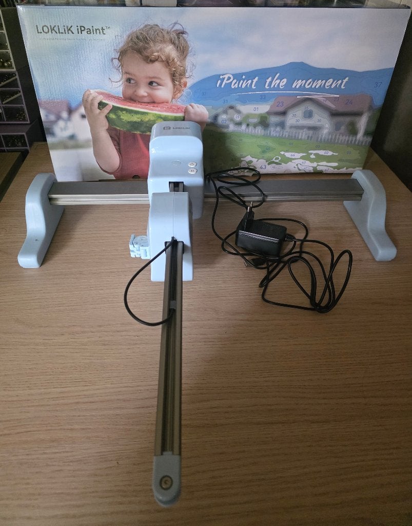 LOKLiK iPaint – AI-Powered Painting Device, nieuwstaat, Hobby en Vrije tijd, Groen, Zo goed als nieuw, Papier of Karton, Machine